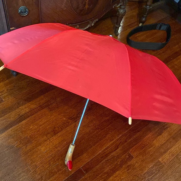 Vintage Raines Premier Wood Duck Handle Push Button Umbrella Red - Picture 1 of 13